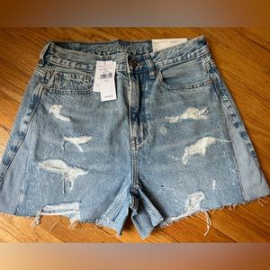NWT American Eagle Mom Shorts size 2